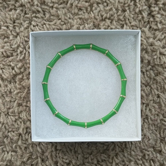 Bracelets - Picture 2 of 3